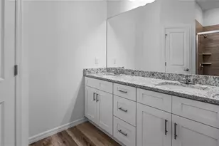 401 W Central Ave, Howey in the Hills, FL 34737 - Photo 18