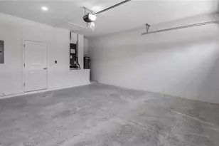 401 W Central Ave, Howey in the Hills, FL 34737 - Photo 28