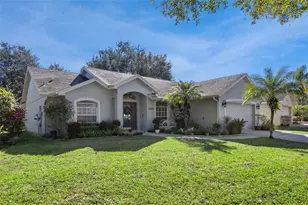 16820 Rockwell Heights Ln, Clermont, FL 34711 - Photo 2