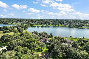 2701 Regal Point Pl, Eustis, FL 32726 - Photo 10