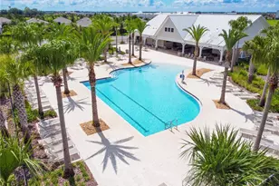 8128 Penrose Pl, Wildwood, FL 34785 - Photo 4