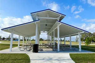 1126 Calico Pointe Cir, Groveland, FL 34736 - Photo 26