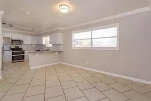 2445 Lakeview Ave, Clermont, FL 34711 - Photo 16