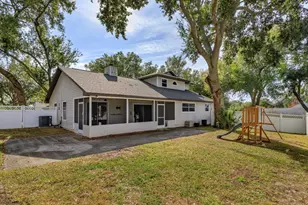 2445 Lakeview Ave, Clermont, FL 34711 - Photo 36