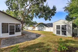 2445 Lakeview Ave, Clermont, FL 34711 - Photo 6
