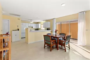 876 Radclife Berea Pl, The Villages, FL 32162 - Photo 6