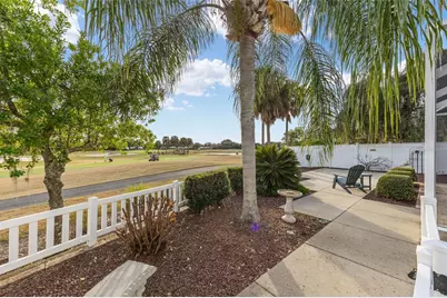 7872 SE 171st Victoria Lane, The Villages, FL 32162 - Photo 2