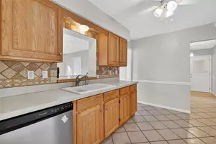 40 S Kentucky Ave, Umatilla, FL 32784 - Photo 14