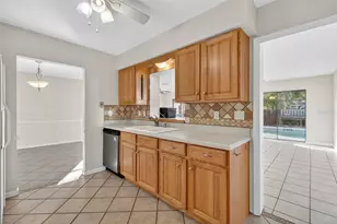 40 S Kentucky Ave, Umatilla, FL 32784 - Photo 16