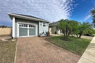 321 Alcove Dr, Groveland, FL 34736 - Photo 1