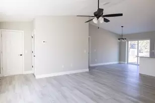 7184 N Radcliff Ave, Citrus Springs, FL 34434 - Photo 8