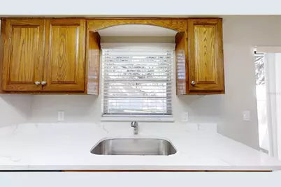 224 W McClendon Street, Lady Lake, FL 32159 - Photo 10