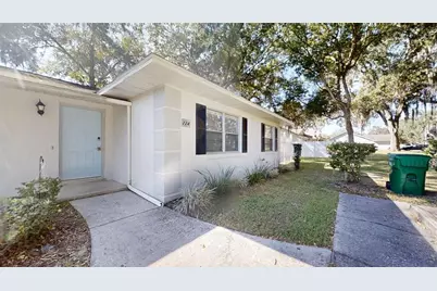 224 W McClendon Street, Lady Lake, FL 32159 - Photo 2