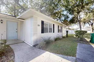 224 W McClendon St, Lady Lake, FL 32159 - Photo 2