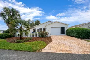 2584 Acosta Ct, The Villages, FL 32162 - Photo 2
