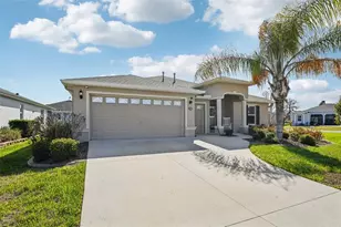 27040 Camerons Run, Leesburg, FL 34748 - Photo 2