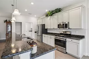 27040 Camerons Run, Leesburg, FL 34748 - Photo 10