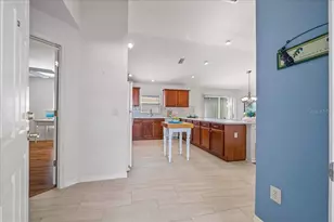 986 Oscar Ln, The Villages, FL 32162 - Photo 4