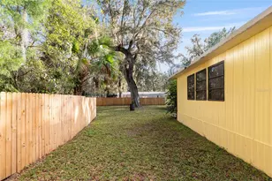 3809 Cr 405N, Lake Panasoffkee, FL 33538 - Photo 52