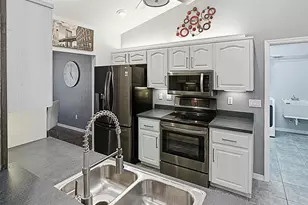 8686 SE 158th St, Summerfield, FL 34491 - Photo 12