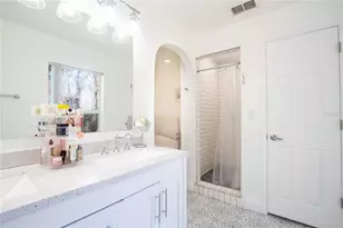 1033 Tawny Eagle Dr, Groveland, FL 34736 - Photo 18