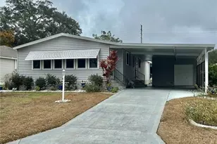 729 Camelia Ct, The Villages, FL 32159 - Photo 2
