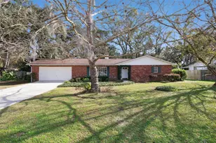 141 NE 50th Ct, Ocala, FL 34470 - Photo 2