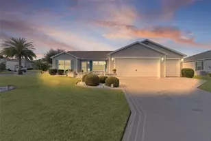 909 Abaco Path, The Villages, FL 32163 - Photo 2