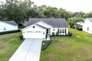 25735 Glen Eagle Dr, Leesburg, FL 34748 - Photo 2
