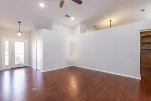 25735 Glen Eagle Dr, Leesburg, FL 34748 - Photo 6