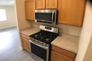 2566 Hialeah Ave, The Villages, FL 32162 - Photo 6