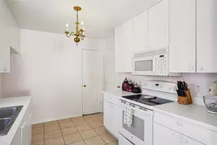 871 Trevino Terrace, The Villages, FL 32159 - Photo 16