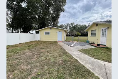 202 S Warfield Avenue, Wildwood, FL 34785 - Photo 24