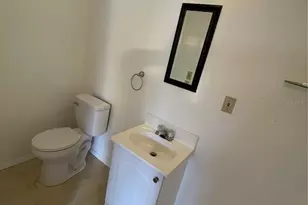 202 S Warfield Ave, Wildwood, FL 34785 - Photo 26