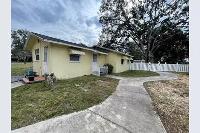 202 S Warfield Avenue, Wildwood, FL 34785 - Photo 18