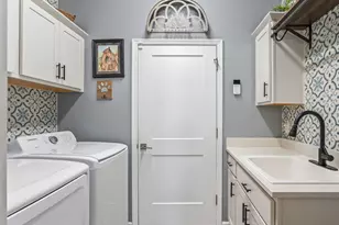 5689 Henry Loop, The Villages, FL 32163 - Photo 38