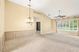 8013 Pine Hollow Dr, Mount Dora, FL 32757 - Photo 4