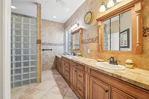 8013 Pine Hollow Dr, Mount Dora, FL 32757 - Photo 14
