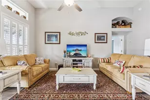 24215 Belle Mede Dr, Leesburg, FL 34748 - Photo 8