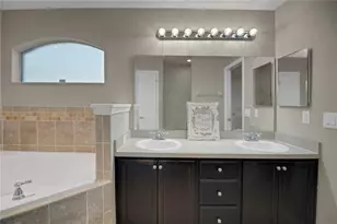 314 Stone Castle Loop, Lady Lake, FL 32159 - Photo 24