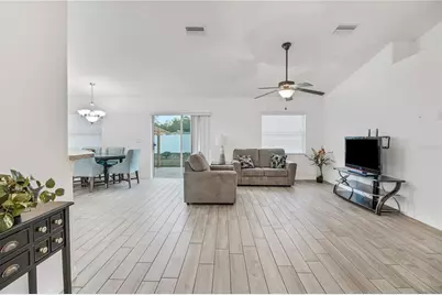 314 Stone Castle Loop, Lady Lake, FL 32159 - Photo 8