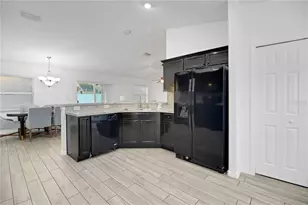 314 Stone Castle Loop, Lady Lake, FL 32159 - Photo 12