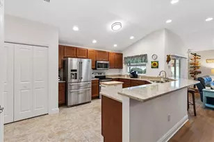 5000 Sandpiper Dr, Oxford, FL 34484 - Photo 10