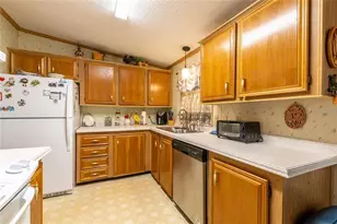 25527 Belle Helene, Leesburg, FL 34748 - Photo 10