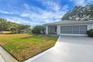 32801 Oak Park Dr, Leesburg, FL 34748 - Photo 4