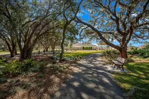 922 Soledad Way, The Villages, FL 32159 - Photo 80