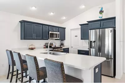 3511 Vinas Place, The Villages, FL 32163 - Photo 8