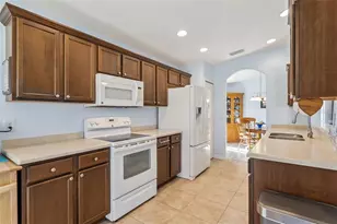 3601 Arlington Ridge Blvd, Leesburg, FL 34748 - Photo 8