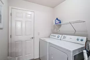 2409 Hook Hollow Terrace, The Villages, FL 32162 - Photo 30