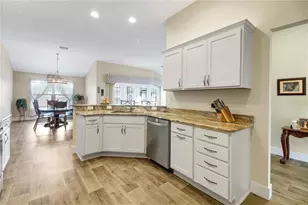 3323 Rohan Rd, Oxford, FL 34484 - Photo 14